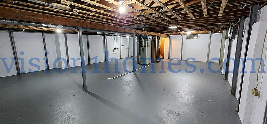 3 bed, 1090 sqft, $1,400 — Photo 3