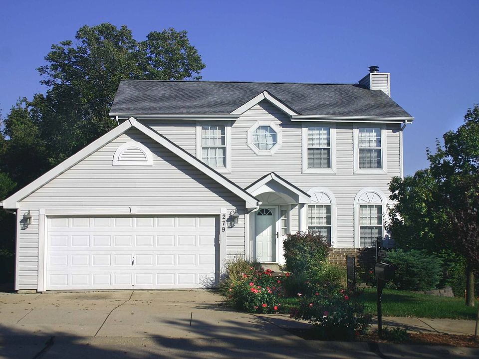 2 car garage with 3 car driveway