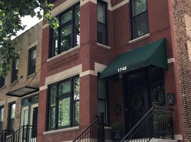 1748 N Wolcott Ave, Chicago, IL