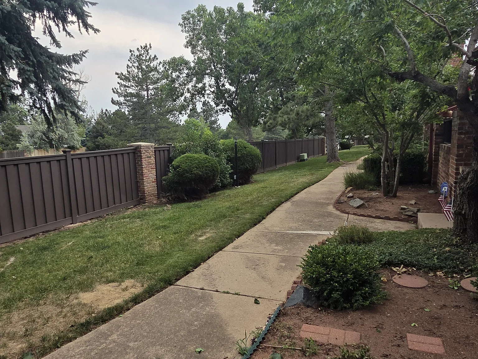 4 bed, 2200 sqft, $3,150 — Photo 3