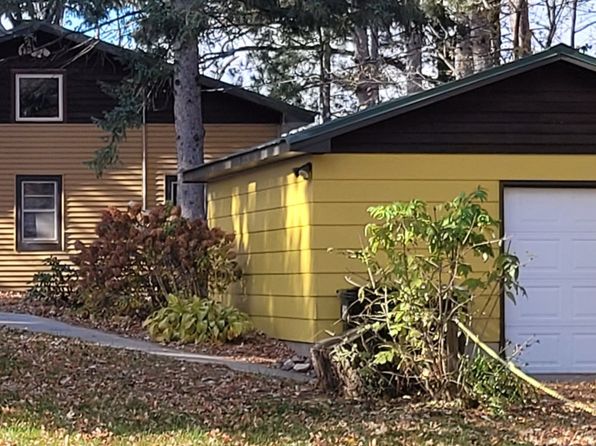 27364 Lakewood Dr NW