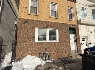 539 E Jersey St, Elizabeth City, NJ 07206