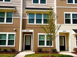 1207 Briarhill Rd UNIT D, Mooresville, NC 28115