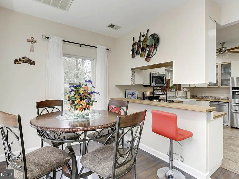 7465 Browns Bridge Rd — Photo 11