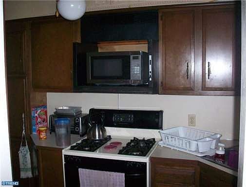 5th image of 4625 Ashville St