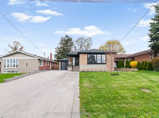156 Richard Clark Dr, Toronto, ON M3M1V4