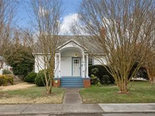 236 Pocahontas Pl, Hampton, VA 23661