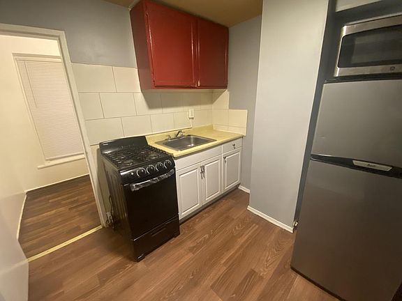 5th image of 530 E Penn St #3
