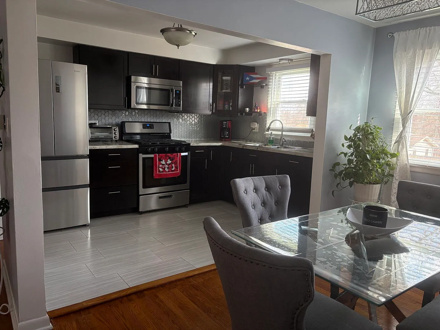 2331 N Sayre Ave — Photo 3