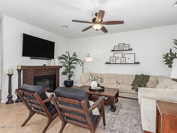 4th image of 10950 E Oak Grove Pl