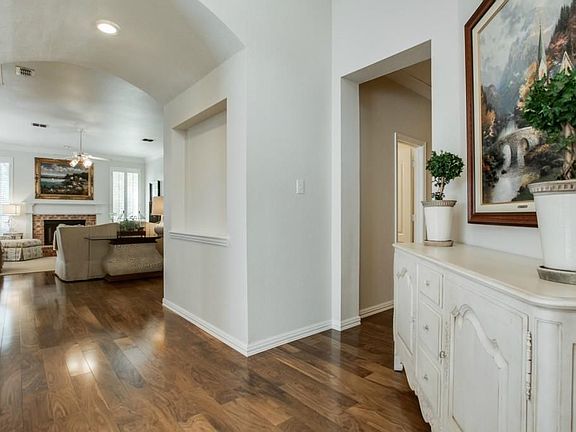 5th image of 518 Rivercove Dr