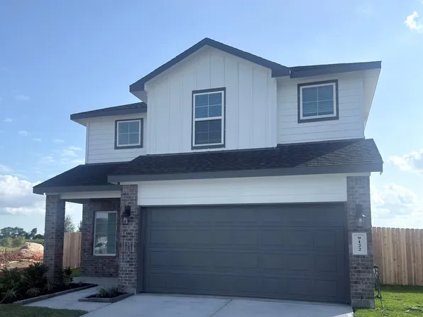 9122 Serene Haven Dr, Iowa Colony, TX 77583