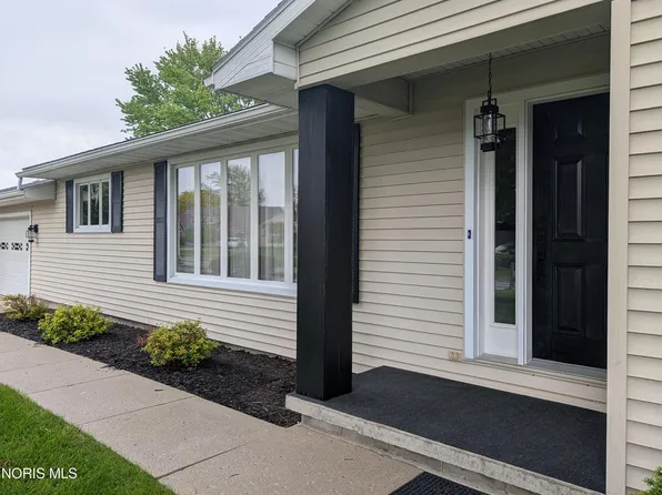 221 Duck Pond Rd, Upper Sandusky, OH 43351