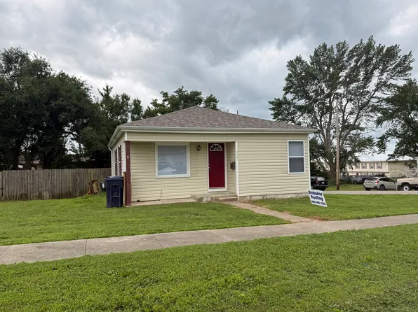 311 W Bridge St, Knob Noster, MO 65336
