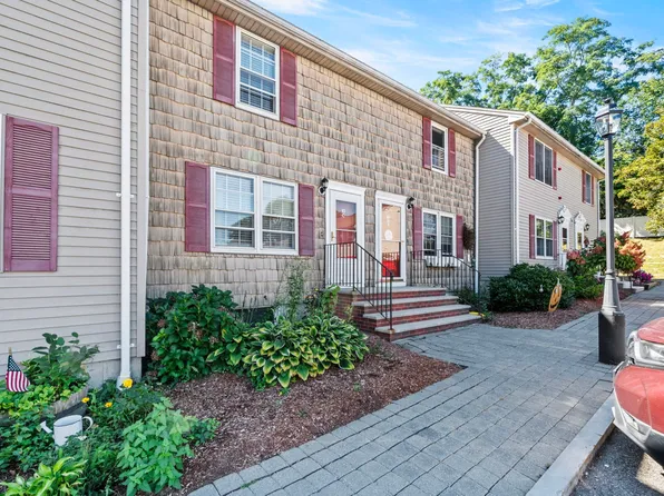 10 Oliver St APT C, Haverhill, MA 01832