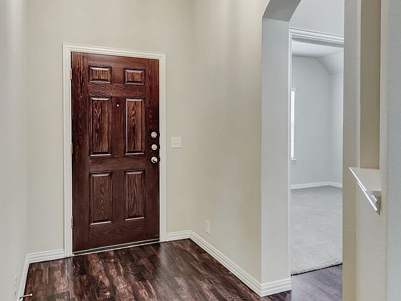 5th image of 4936 Lemon Grove Dr