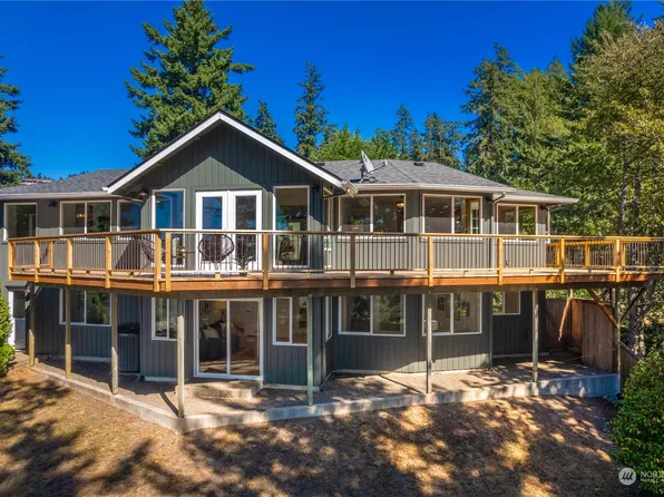 7923 Warren Drive NW, Gig Harbor, WA 98335