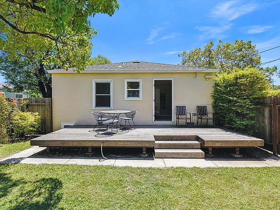 4th image of 3008 Burnette Street
