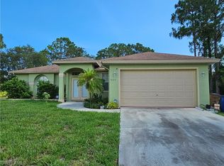 923 Sunrise Blvd, Lehigh Acres, FL 33936