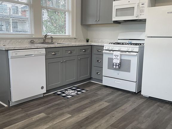 2nd image of 744 Argonne Ave NE #2