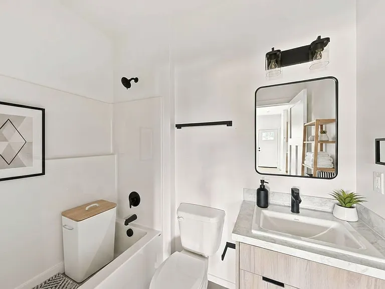 2709 Q Ave — Photo 6