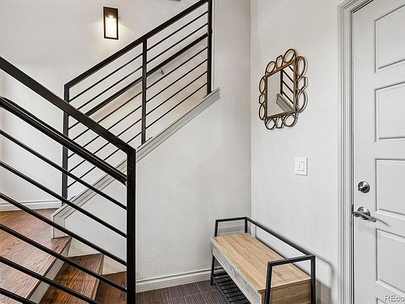4th image of 1818 N Clarkson Street #106