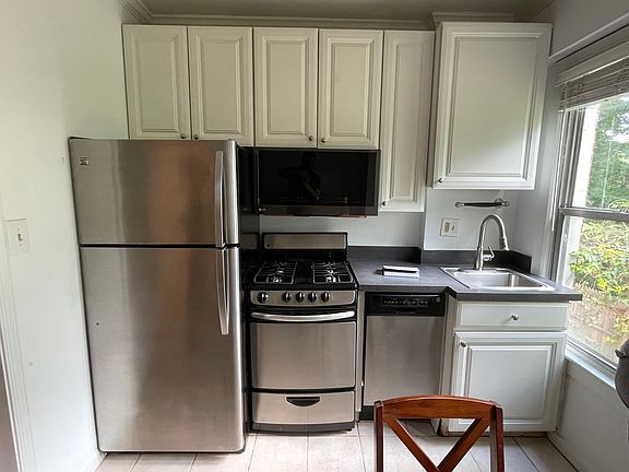 5th image of 2500 Q St NW APT 208