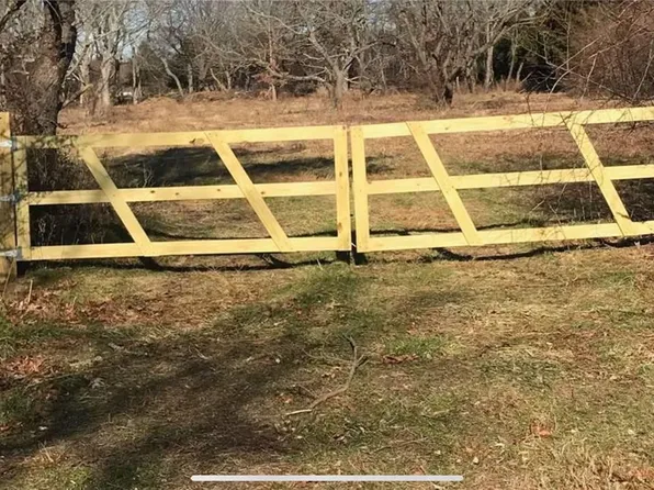 25 Jareds Path, Brookhaven, NY 11719