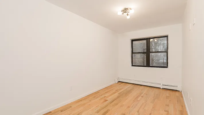 Rented by Nooklyn NYC LLC | media 7