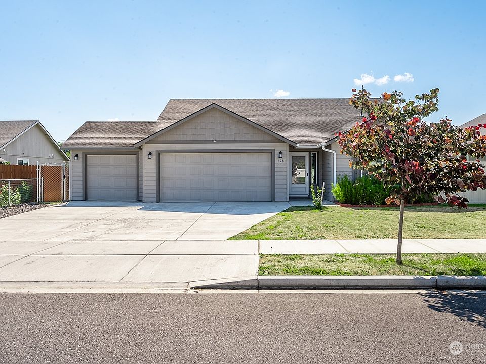 1st image of 626 S Lakeland Drive