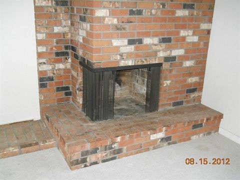 3rd image of 1215 E Park Ave