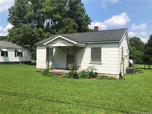 2nd image of 839 Bristol Dr