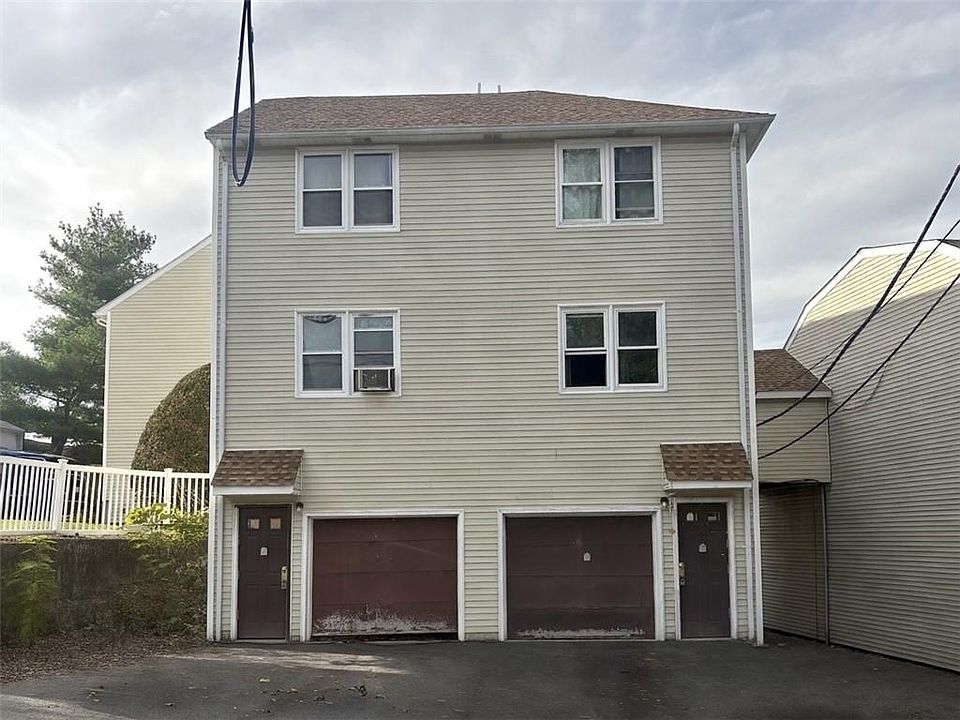 1st image of 10 Burleigh St