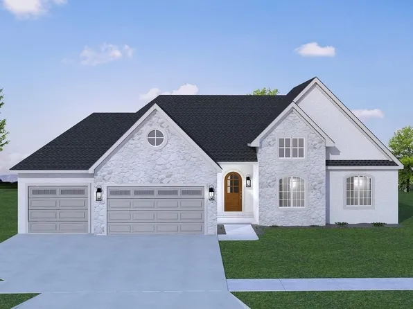 8231 Buckley Ct, Johnston, IA 50131