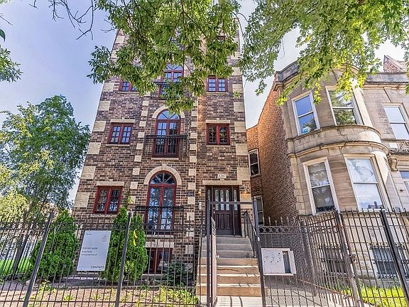 2nd image of 3207 W Washington Blvd Unit 4
