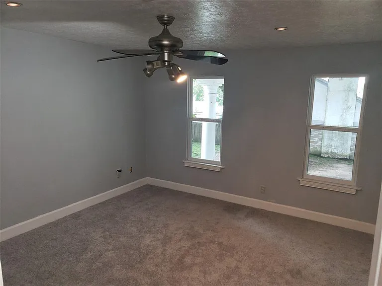 12411 W Village Dr #D — Photo 14