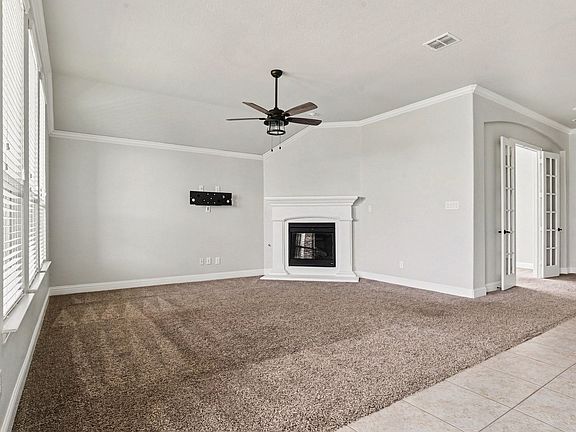 5th image of 1412 Siena Ln