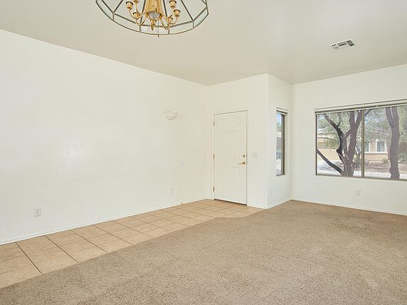 5th image of 256 E Placita Nubes Blancas