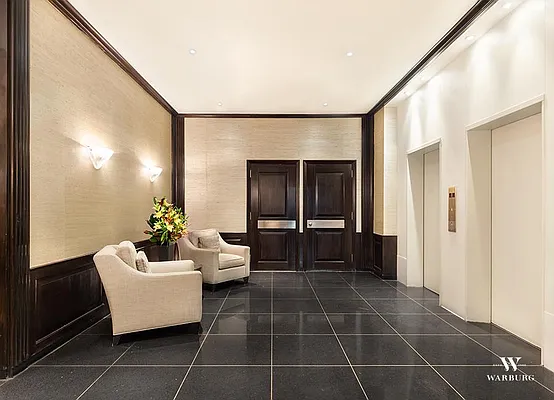 Rented by Warburg | media 24