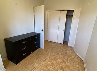 20-05 Steinway St #1A, Astoria, NY 11105