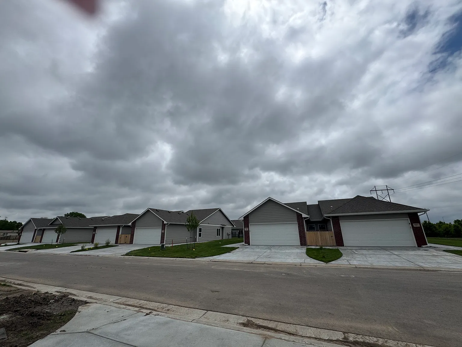 3858 S Bluelake Ct — Photo 4