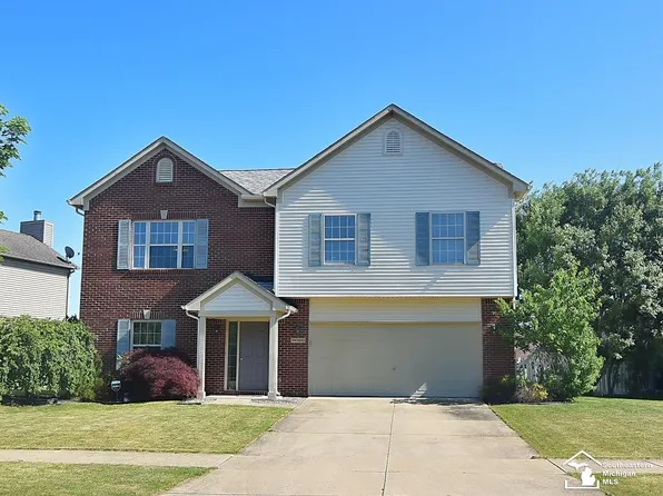 9080 Newport Rd, Newport, MI 48166