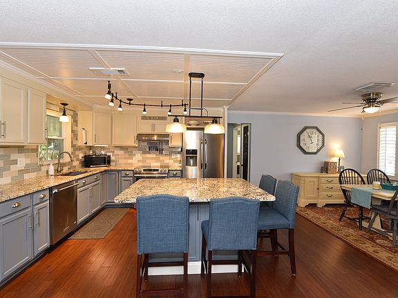 Large island with granite.