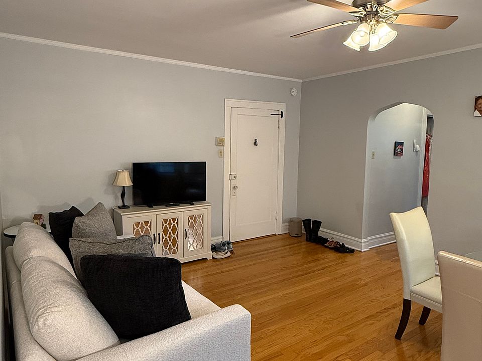 1st image of 203 Marengo Ave #3