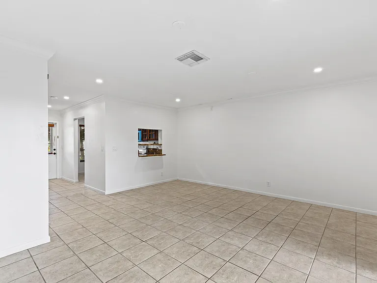 814 Hill Dr #C — Photo 15