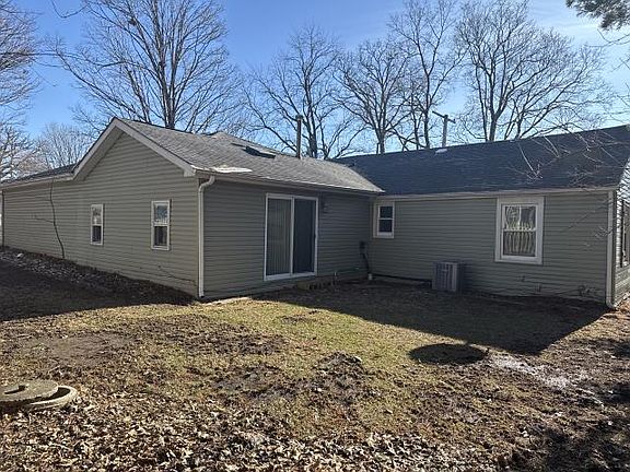 4th image of 3100 Sportsman Club Rd