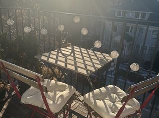 39 Englewood Ave APT 28, Brighton, MA 02135