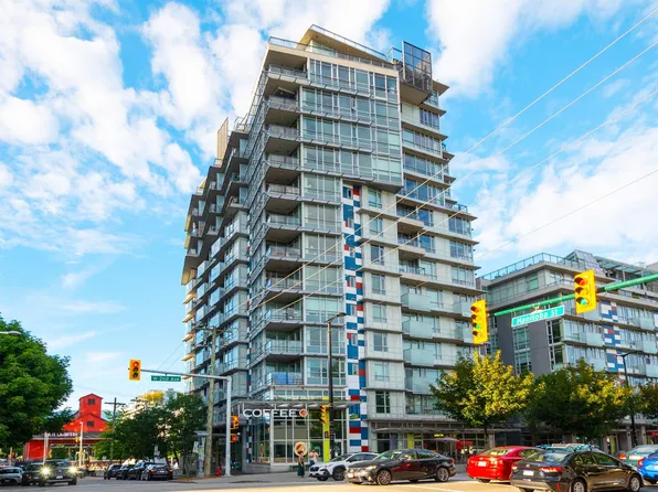 89 W 2nd Ave #607, Vancouver, BC V5Y 0G9