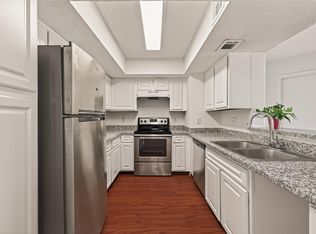 2818 S Bartell Dr APT 25, Houston, TX 77054