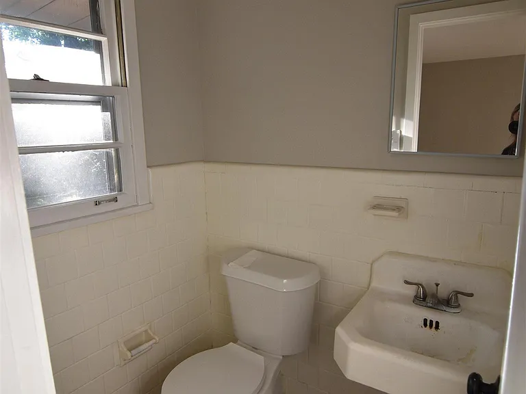 411 Ewing Dr — Photo 19